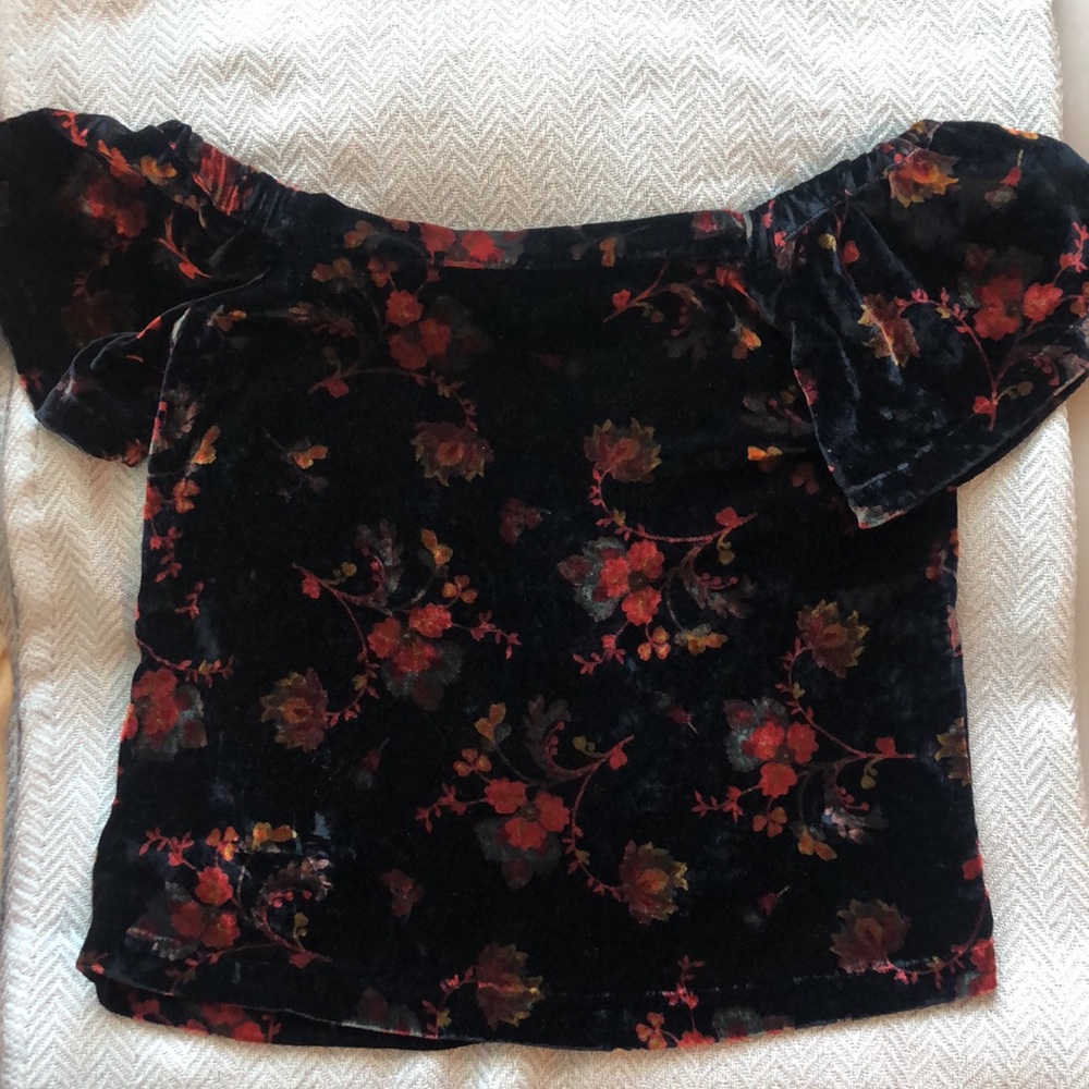 LOFT off-the-shoulder velvet floral top, size XS Petite